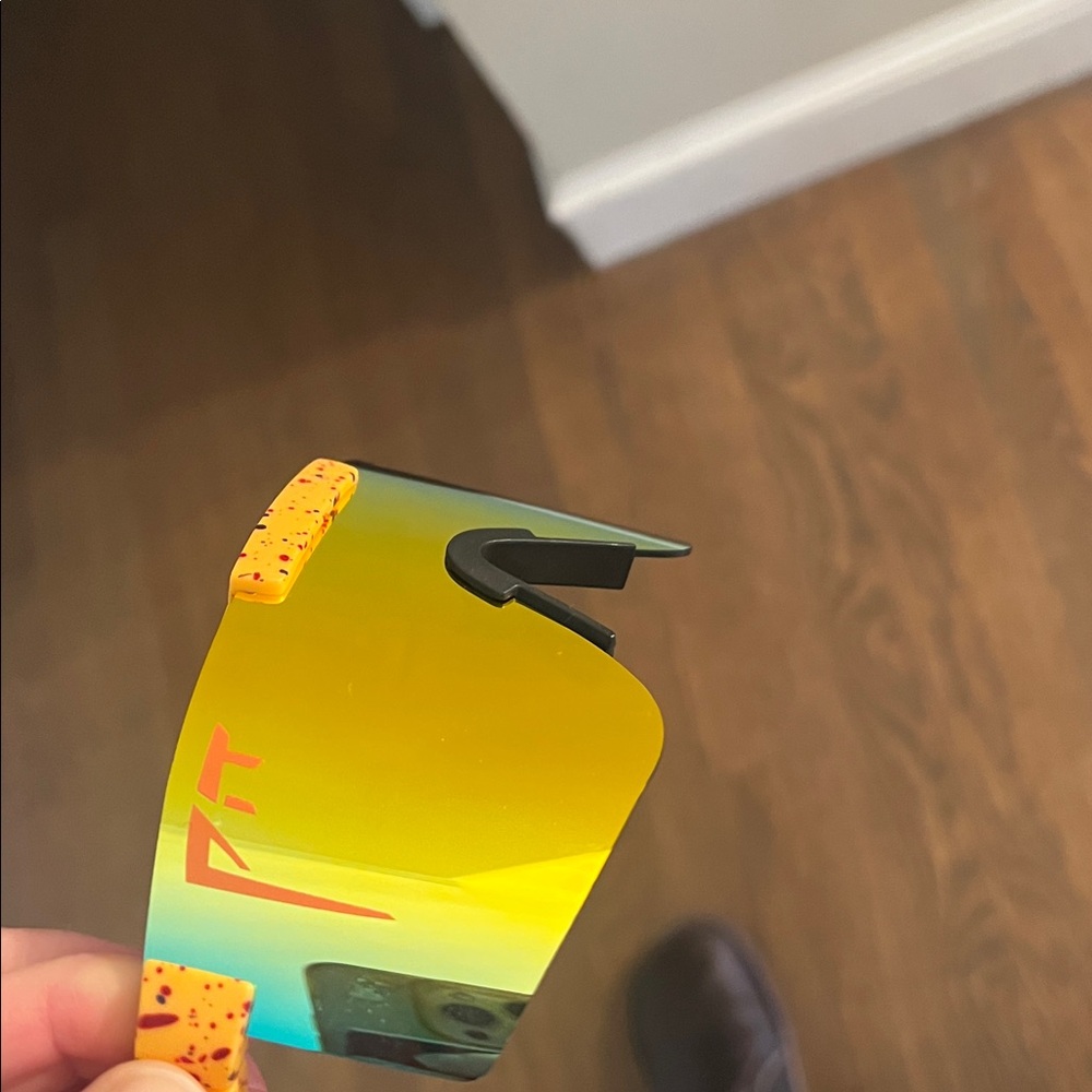 Pit Viper Sunglasses - Yellow and Black - Picture 4 of 6
